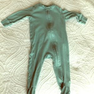 Gap Zip Footie Pj’s gender neutral sage/mint green